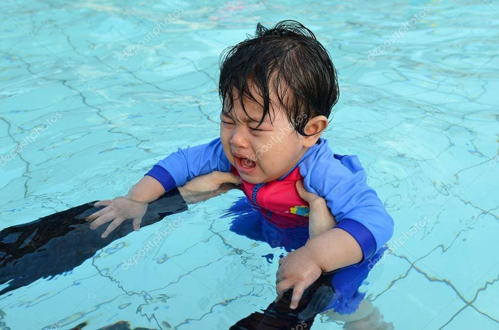 Как ребенку перестать боятся воды.jpeg